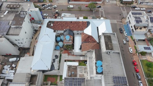 Recuperação total do telhado do Hospital Santa Terezinha será entregue em 15 dias