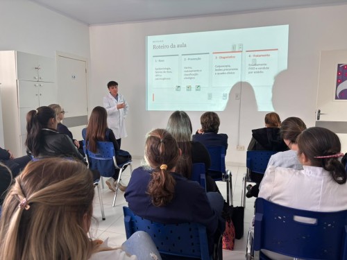 Palestra no SER Mulher aborda prevenção e diagn�