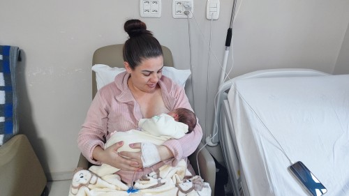 Hospital Santa Terezinha reforça a importância da amamentação durante o Agosto Dourado
