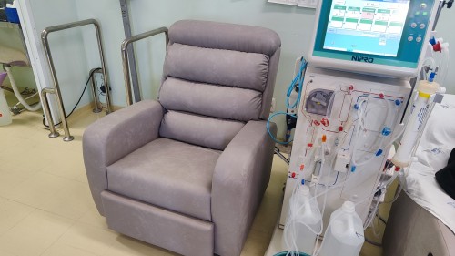 Hospital Santa Terezinha adquire 22 novas poltronas para setor de Hemodiálise